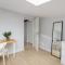 Apartment with 2 Bedrooms and Desks in the Center of Cracow by Noclegi Renters