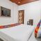 FabExpress Sai Lodging I - Nr Nashik Railway Station - Нашик