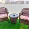 Executive Deluxe Apartment with Panoramic View in Heart of Gurgaon - Gurgáon