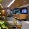 Al Khoory Executive Hotel, Al Wasl