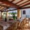 Tenuta San Cassiano With Garden And Pool - Happy Rentals