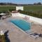 Tenuta San Cassiano With Garden And Pool - Happy Rentals