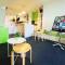 Central and Basic Universitat for YOUNG HOSTEL