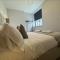 Superior Stay, Sophia Gardens, City Centre and Stadium Sleeps 4