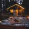 Amos Cabin - luxury in the mountains on the river. - Sultan