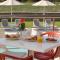 Niriides Luxury Villas