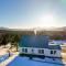 64J Stunning views, close to attractions! 20 min to Bretton Woods. Pool & gym passes! - Whitefield