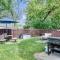 Walk to ND, Hot Tub, Lux Kitchen, Pet Friendly - South Bend