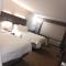 Holiday Inn Express & Suites Gainesville - Lake Lanier Area, an IHG Hotel