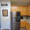 5 BR Coyote Cliff Corner HUGE Luxury w/Hot Tub and Linens