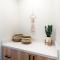 Modern Joshua Tree Village Home - Joshua Tree