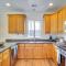 Charming Orem Townhome: 5 Mi to BYU!