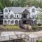 New Listing! Maison Paradis - Dahlonega