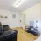 Guest Rooms Near City Centre & Dock Free Parking