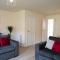 Spacious New Build by Our Home Short Stays with Free Parking and TV in each bedroom - Macclesfield