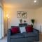 Spacious New Build by Our Home Short Stays with Free Parking and TV in each bedroom - Macclesfield