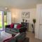 Spacious New Build by Our Home Short Stays with Free Parking and TV in each bedroom