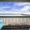 The Sandy Turtle All New Modern Oceanfront Condo w Pool - 默特尔比奇