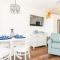 The Sandy Turtle All New Modern Oceanfront Condo w Pool - 默特尔比奇