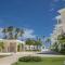 Destination Jelly / Playa Coral Condo