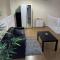 Luxury 2 Bed Apartment – Near Heathrow, Legoland, Windsor Slough