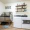 Luxe Hot Springs Cabin w/Pond and Game Room! - Pearcy