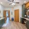 Luxe Hot Springs Cabin w/Pond and Game Room! - Pearcy