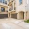 Spacious 3 Bed House near MD Anderson with Free Parking & Wi-Fi