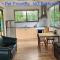 River Retreat Home & Holiday Park