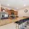 9 min to Disney w Pool- 4BD 3BA - FREE Waterpark - Kissimmee