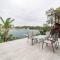 Stunning Absolute Waterfront With Private Jetty - Fishing Point