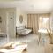 Horizon Seaview Apartment