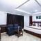 Hotel White Grand Shimla-near ISBT bus stand- Fully Air Conditioner - Шімла