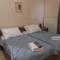 Bayside Apt.