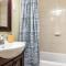 Cozy House 10min to Monuments! 10min to DC by CozySuites