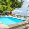 Le Nautique Beachfront Apartments - Anse Royale