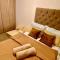 Cozy Condo with Swimming Pool, WIFI & Netflix good for 4PAX