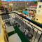 Cozy Condo with Swimming Pool, WIFI & Netflix good for 4PAX