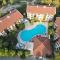 LEMAS SUITE HOTEL