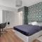 Place to stay in Longbridge