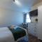 Pass the Keys Modern Ground Floor Apartment - 希夫纳尔