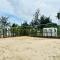Beachfront Retreats @RoxyBeachSematanApt.