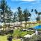 Beachfront Retreats @RoxyBeachSematanApt.