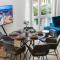 Lit Living - Luxury House - Box Spring - Parking - Exclusive Kitchen