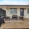Kellers Artful Home-Away from Home
