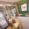 Executive Deluxe Apartment with Panoramic View in Heart of Gurgaon - Gurgáon