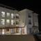 CONDOMINIO EN LA CRUCECITA