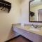 Sacramento Inn & Suites