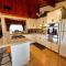 Rustic Yosemite Cottage-King Suite-Mountain Views - Oakhurst