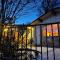 Rustic Yosemite Cottage-King Suite-Mountain Views - Oakhurst